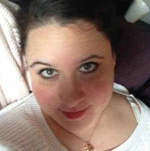 Meet your Posher, Hillary
